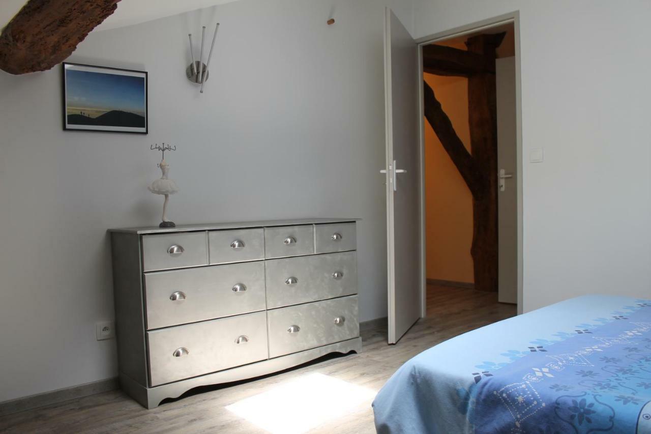 Gite Clodeguy Saint-Sylvestre-sur-Lot ภายนอก รูปภาพ